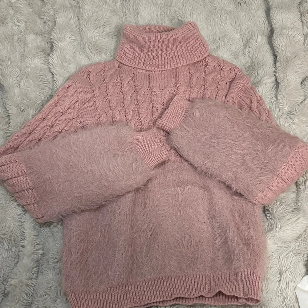 SHEIN Pink Fuzzy Turtleneck Cable Sleeve Sweater - Picture 2 of 2